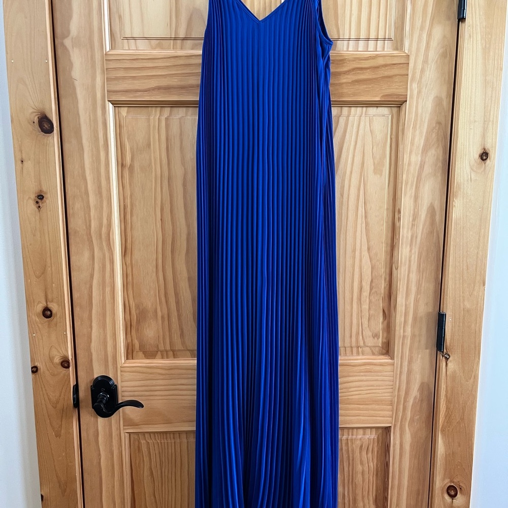 Elegant Blue Maxi Dress